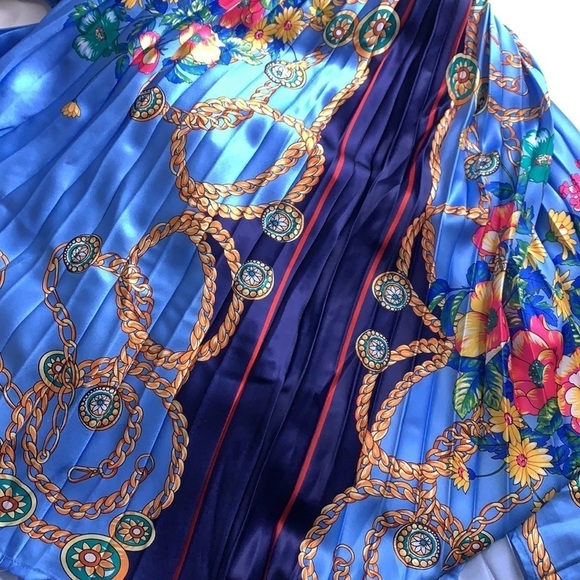 Dalia MacPhee pleated floral long sleeve midi dress powder blue print medium new - Picture 9 of 10